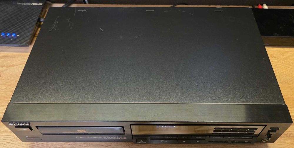 Odtwarzacz CD Sony CDP-590 nowy laser