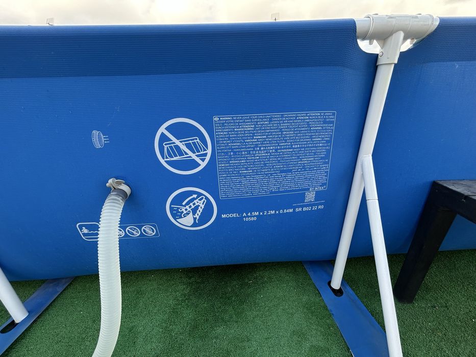 Piscina 4,5Mx2,2Mx84cm altura