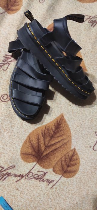 Сандалі Dr.Martens 37-38.