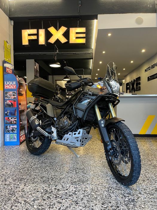 Yamaha T7 Teneré de 2024 com 10000 Kms, como nova e Top Case