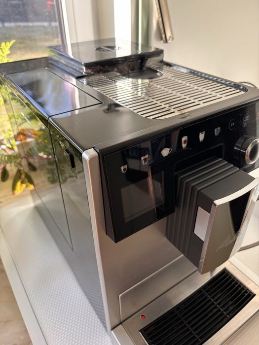 Ekspres ciśnieniowy do kawy Melitta Latte Select F63/0-201
