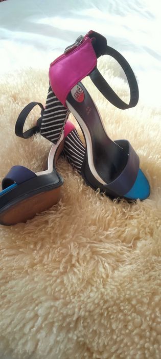Sapatos couro exé tam 40