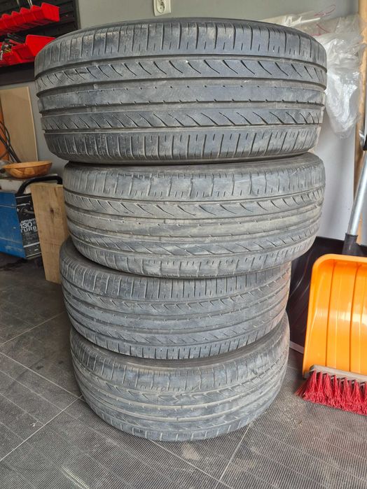 Opony letnie TOYO 215/50 R18