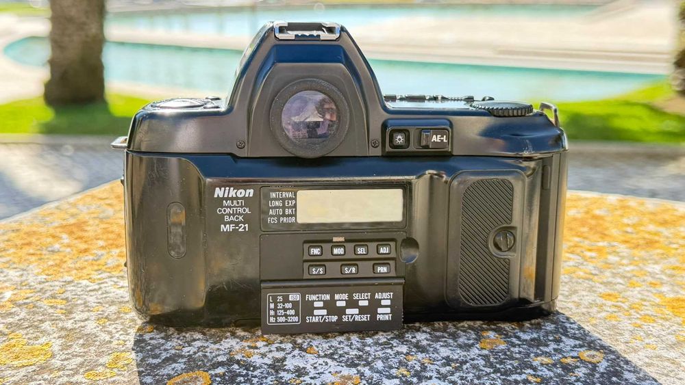 máquina fotográfica Nikon