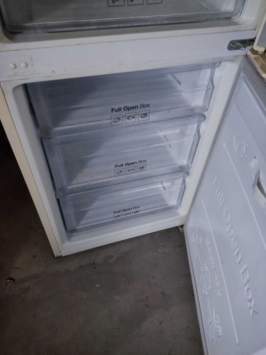 Холодильник самсунг