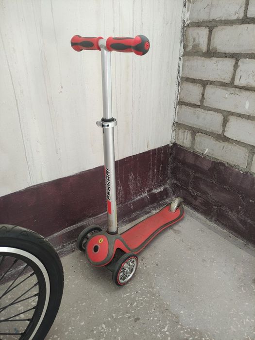 Продам дитячий самокат б/у