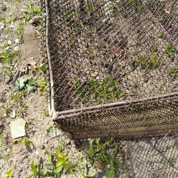 Сітка вольєр металева