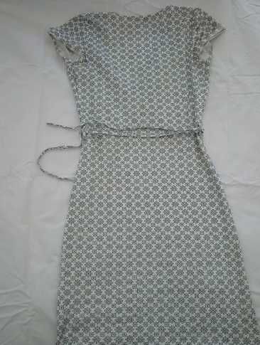 Vestido com padrão (C&A)