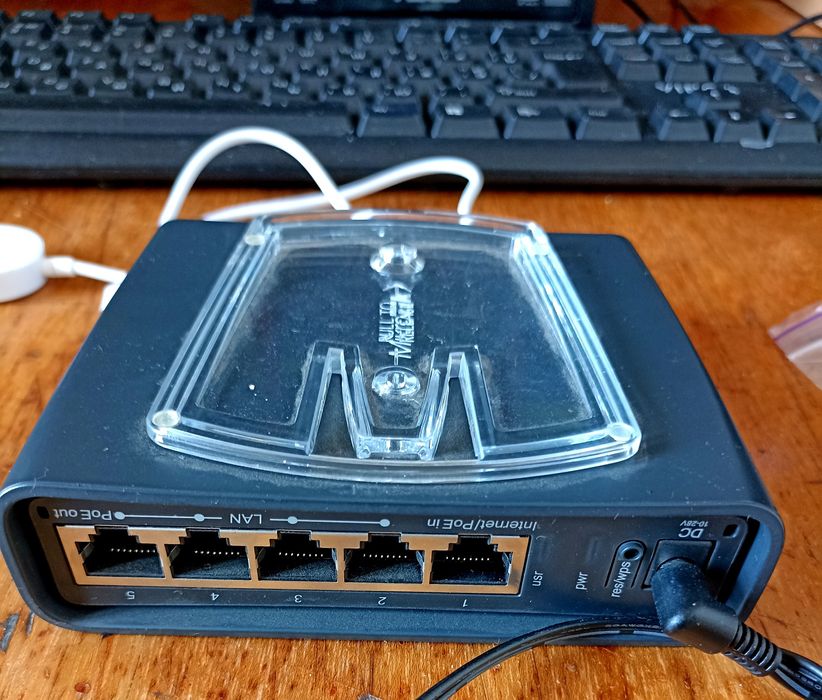 Бездротовий маршрутизатор Mikrotik hAP AC Lite TC (RB952Ui-5ac2nD-TC)