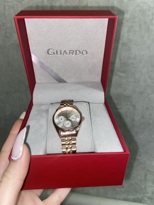 Часи жіночі Guardo