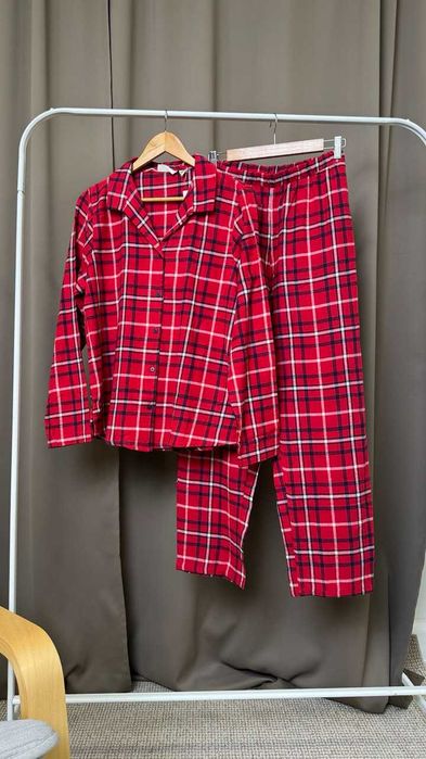 Piżama damska flanelowa, bawełniana z krótkim i długim rękawem.