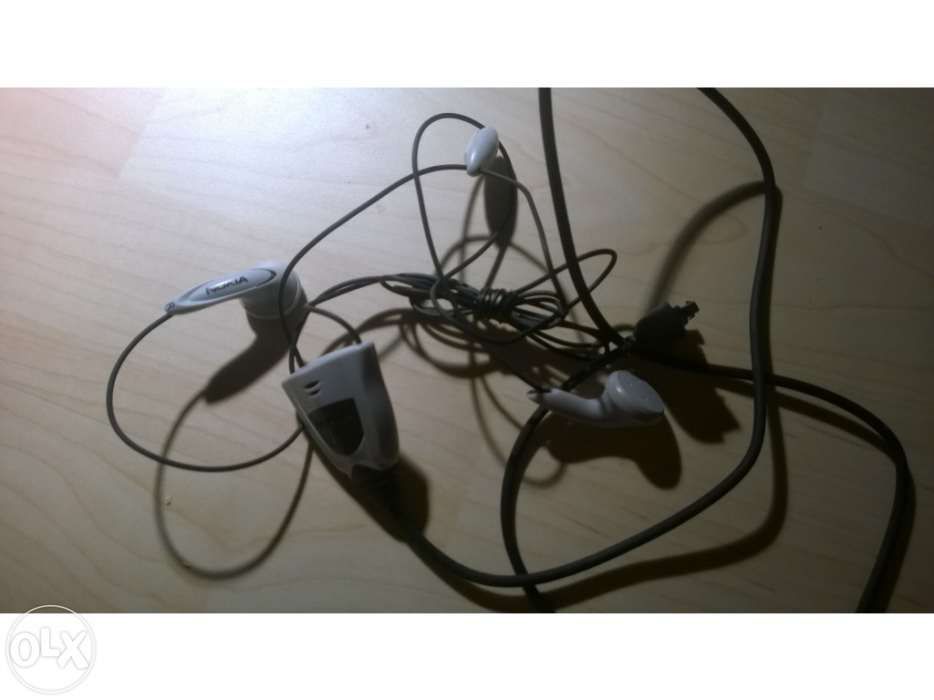 Auricular novo em excelente estado