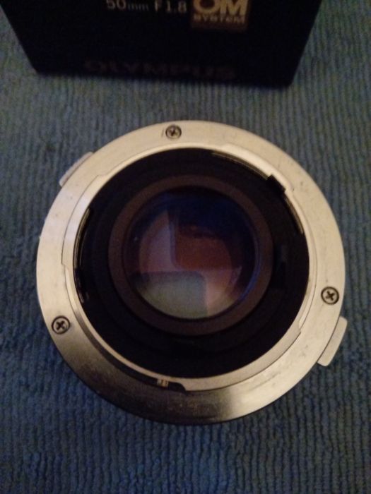 Профессиональный объектив Olympus Zuiko 50мм ,F 1,8