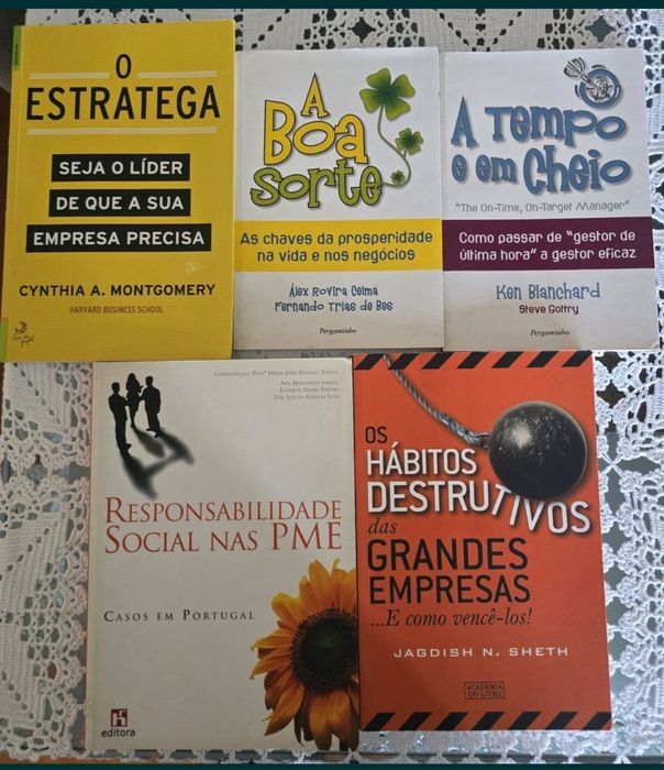 Vários livros de leitura ( 5 )