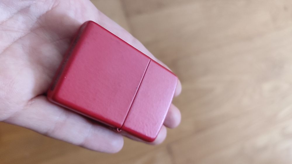 isqueiro zippo mate vermelho