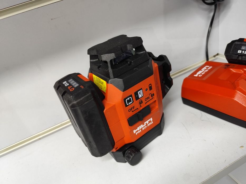Hilti PM30-MG лазерний рівень Хілті оригінал 3D
