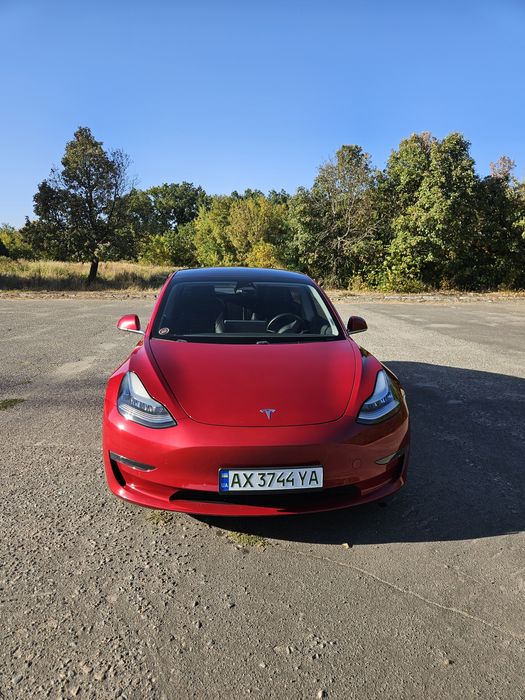 Tesla model 3 2019