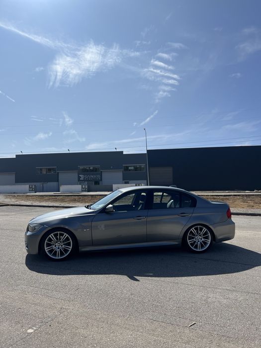 BMW E90 318d pack M