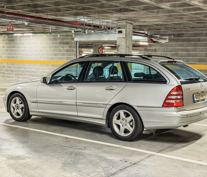 Mercedes-Benz C 220 — fotografia 6