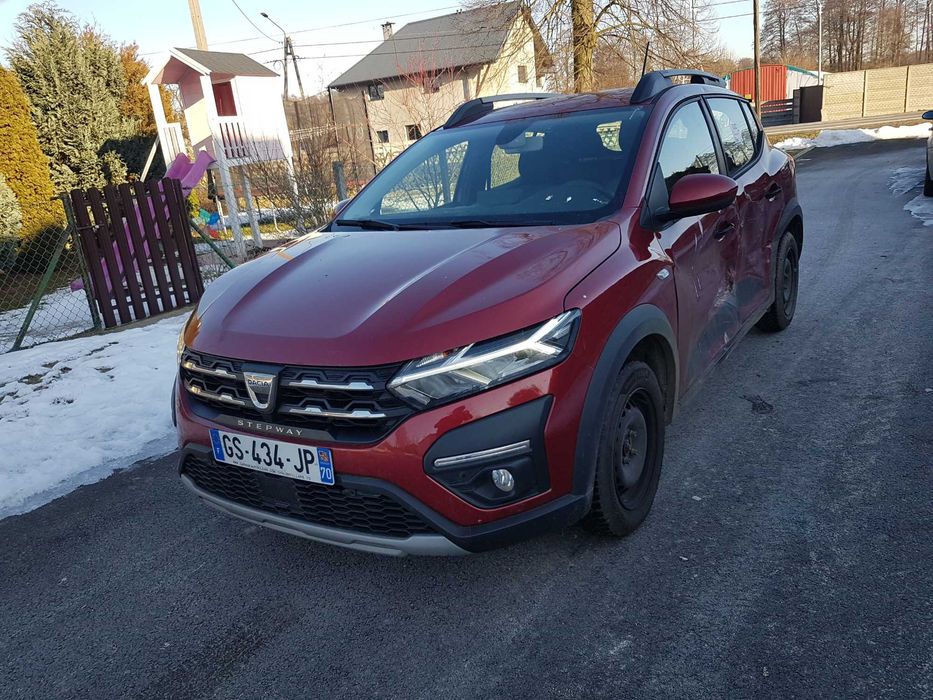 Dacia Sandero Stepway III 1,0 benzyna 2022 rok uszkodzona