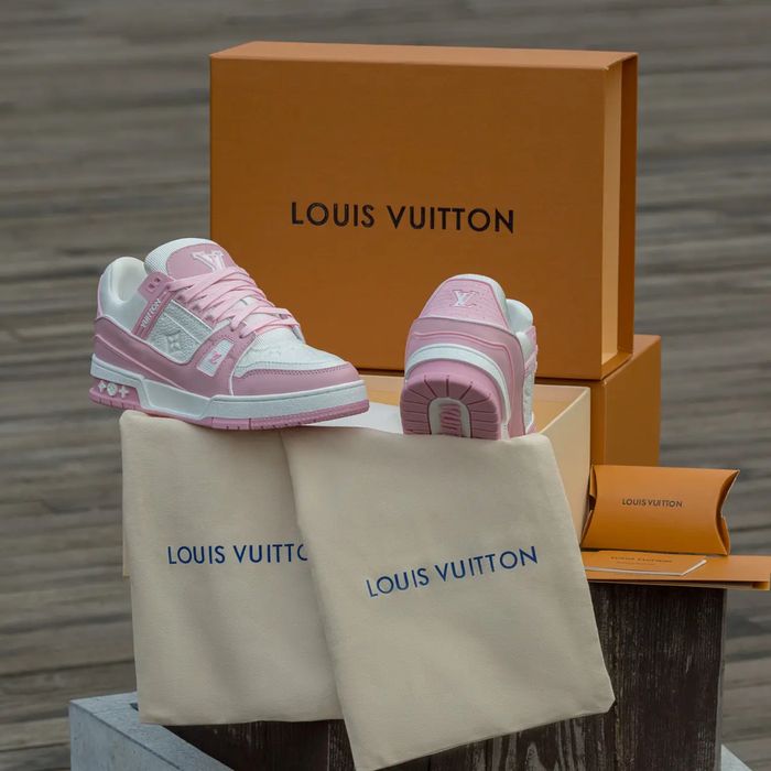 Продам кросовки Louis Vuitton