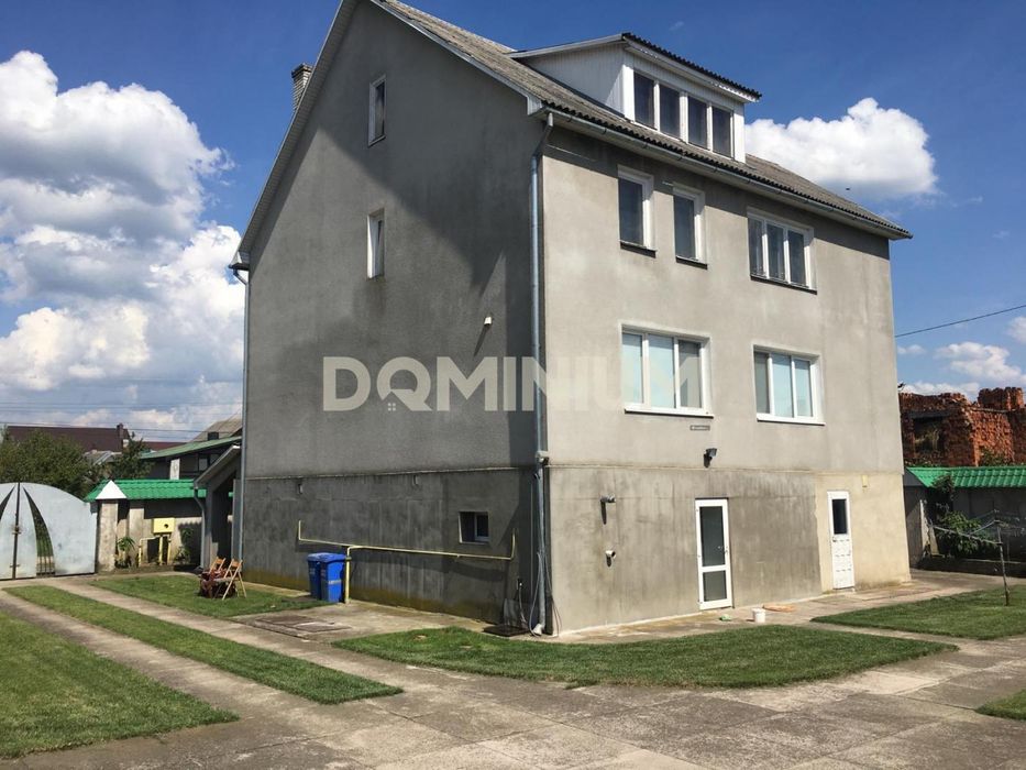 Продається  будинок у місті Хуст!