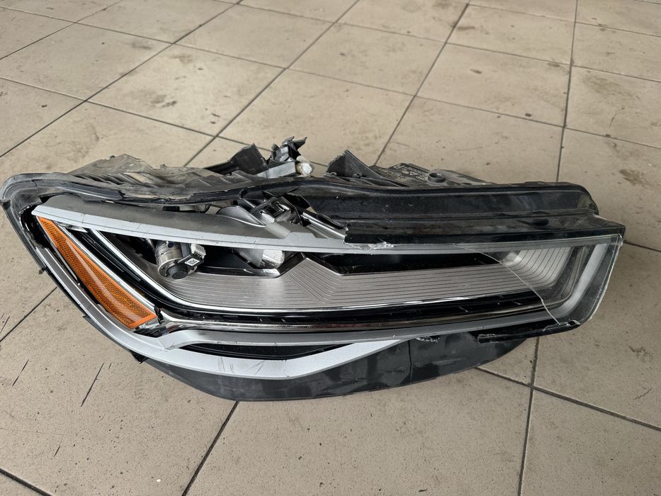 Права фара full led audi a6c7 на запчастини