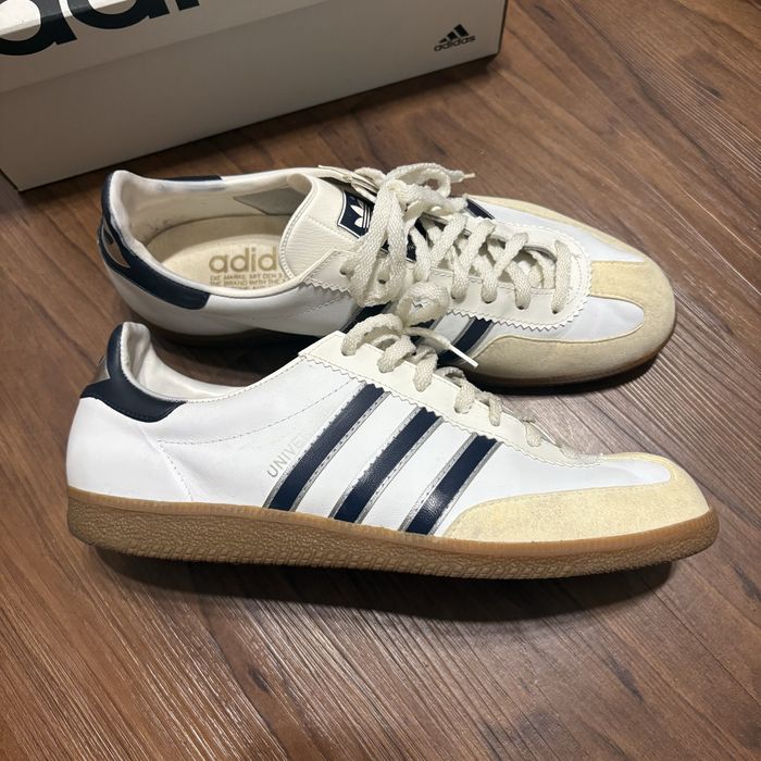 Adidas universal vintage rare retro 44 / 280