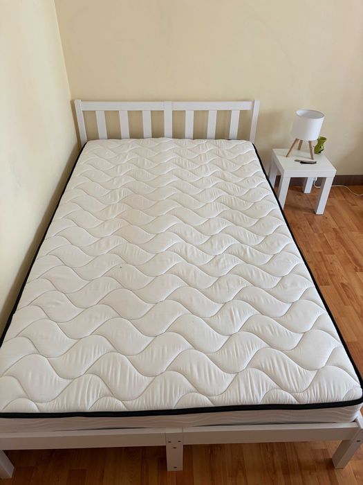 Conjunto de Móveis de Quarto Usados em Muito Bom Estado