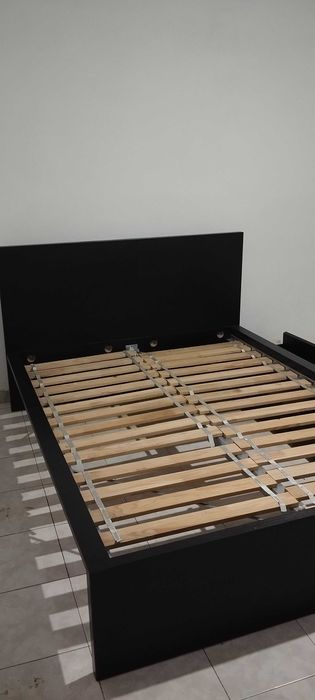 Cama nova 2 gavetas 140x200cm IKEA