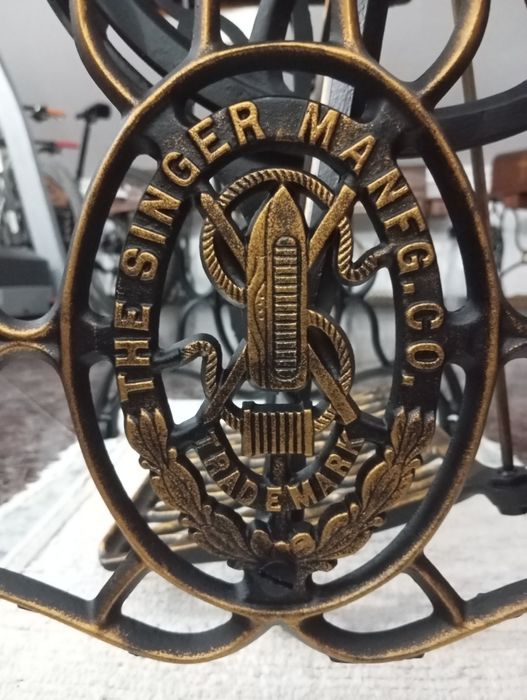 Máquina de costura Singer