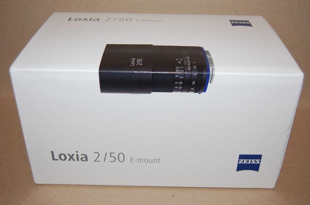 Об'єктив Zeiss Loxia 50mm f2 Planar T*