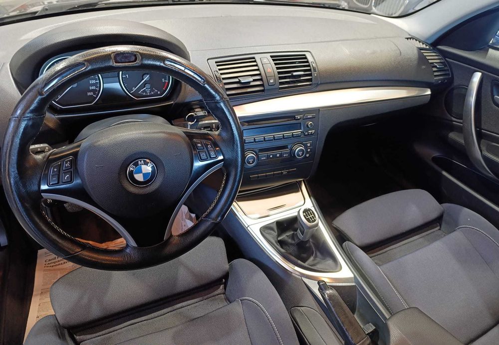 BMW 123 BITURBO 2008