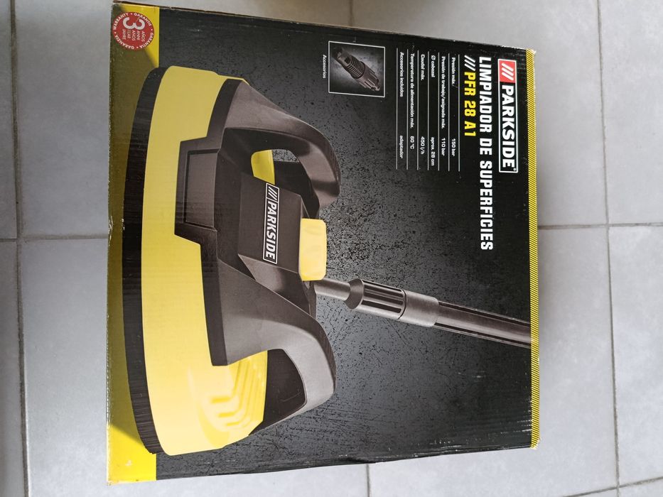 Limpador de superfícies rotativo