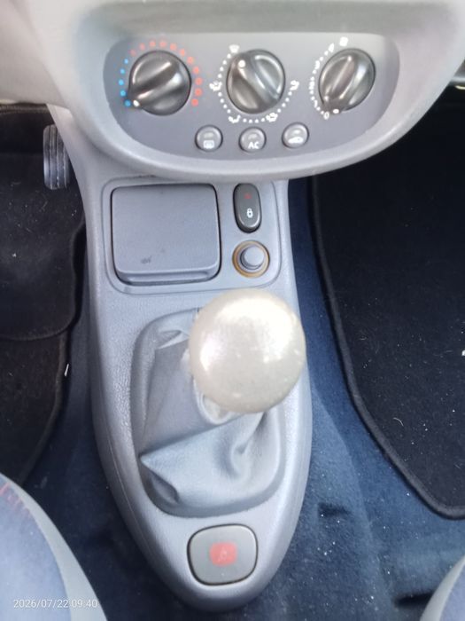 Carro comercial a gasóleo