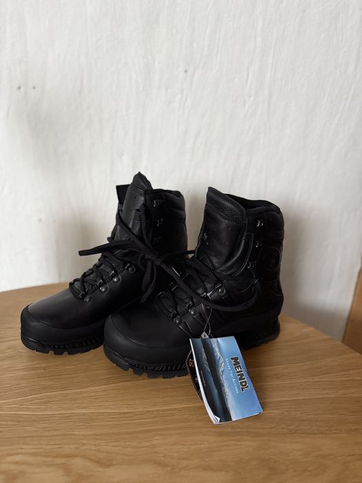 Трекінгові черевики Meindl