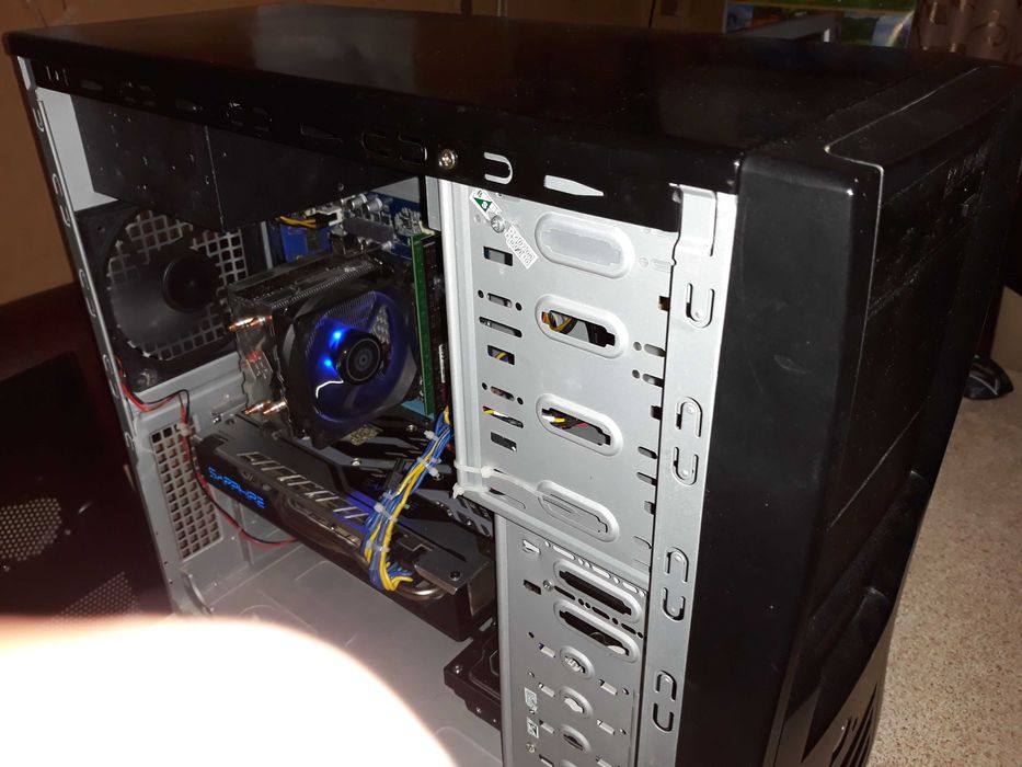 Продам  компьютер для игр и работы