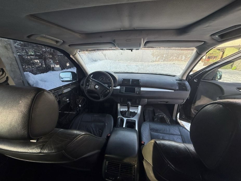 Продам BMW X5 e53