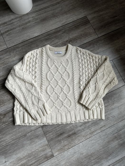 Beżowy sweter warkoczowy splot reserved r.M