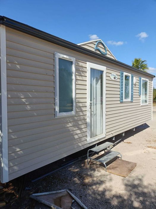 Casa móvel com tres quartos tudo equipado