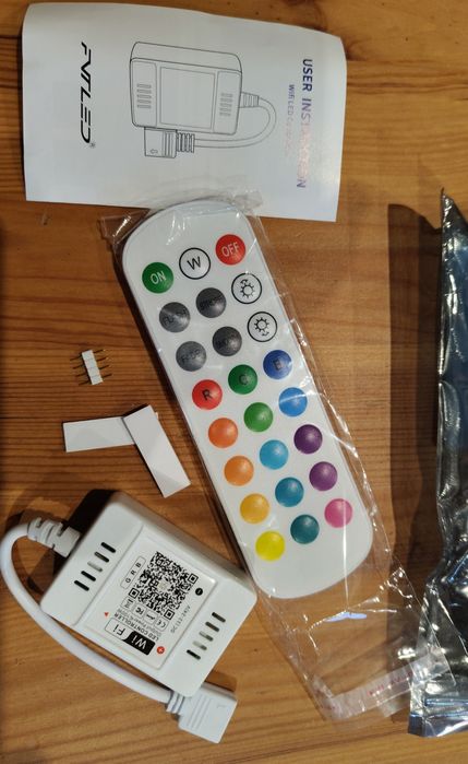 Inteligentny kontroler taśm LED RGB z Wi-Fi