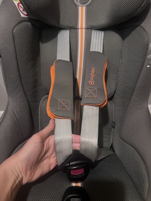 Fotelik samochodowy Cybex Sirona z bazą