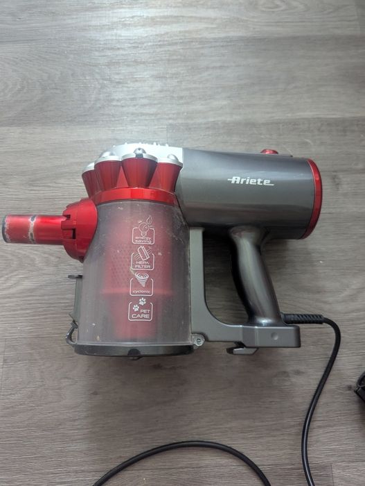 Пилосос ручний Ariete