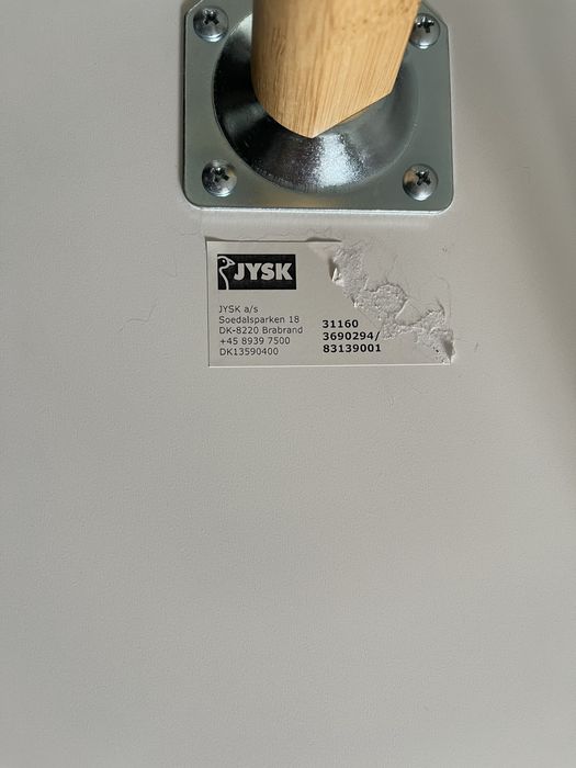 Столик JYSK TAPS 40*40 белый/ бамбук