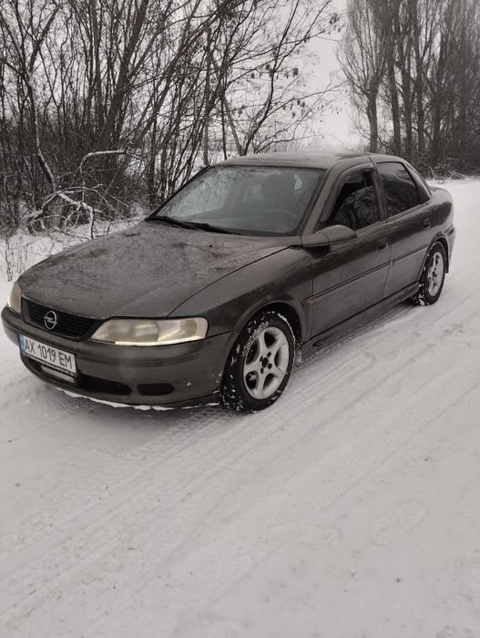 OPEL Vectra B. 1.6 Газ/Бензин