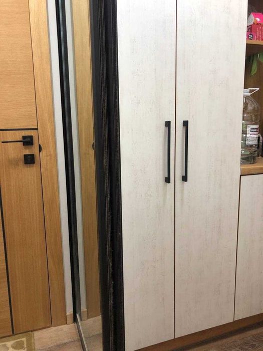Комерційне приміщення 120м2 на Слов'янці. Два входа, 58м2 та 62м2.