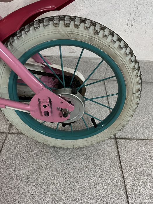 Bicicleta menina