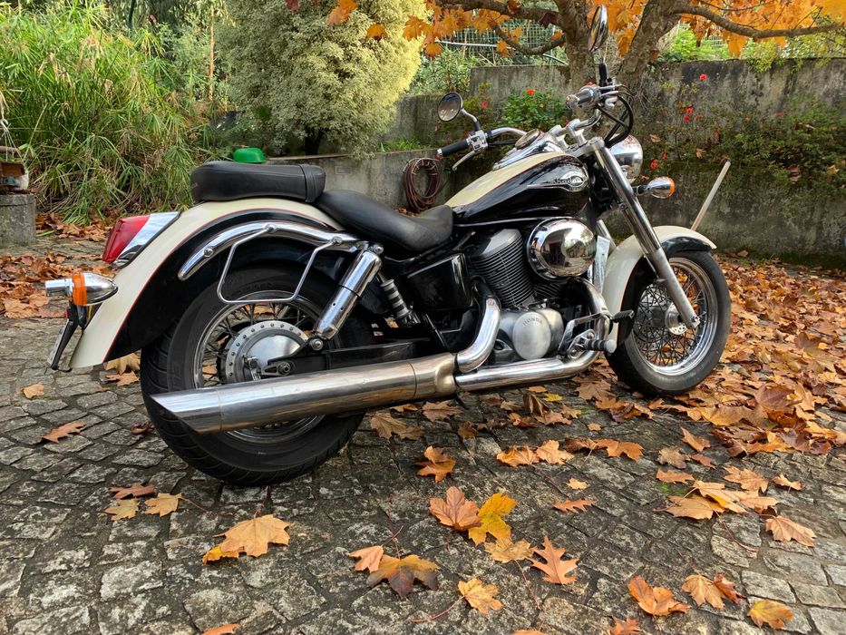 Honda Shadow VT750