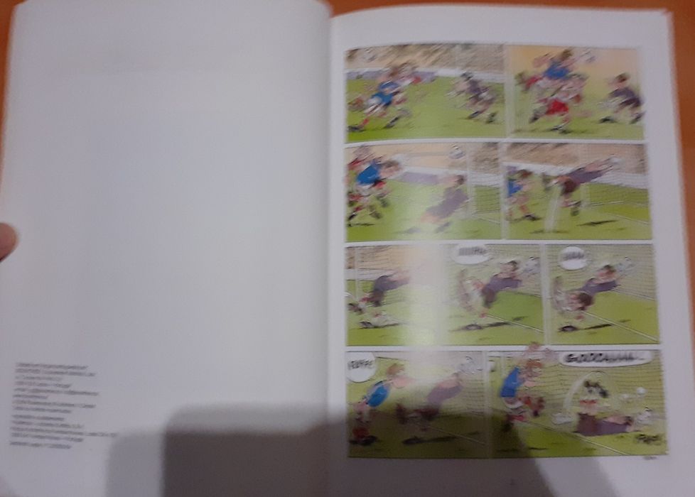 Os Campeões Vol.4 de Jim Zub e Steven Cummings