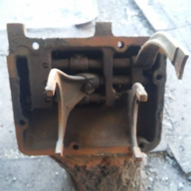 Корпус КПП, крышка ГАЗ 52,53 СССР